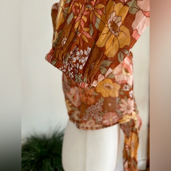 Billabong x The Salty Blonde Float On Long Sleeve Tie Front Crop Top Large - Picture 8 of 13